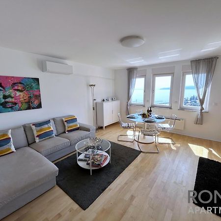 Rona Spacious Apartment With A Panoramic View Icici Exterior photo