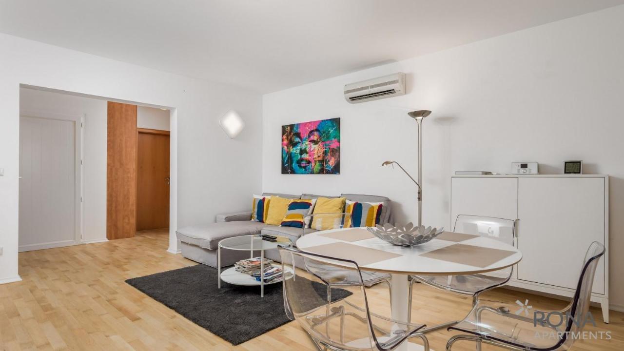 Rona Spacious Apartment With A Panoramic View Icici Exterior photo